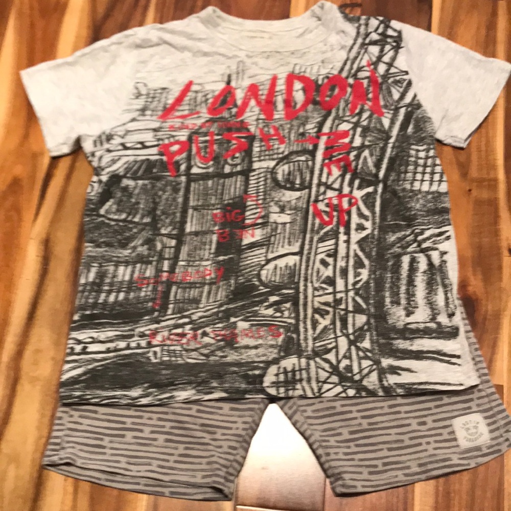 Boy’s Size 10 Zara 100% Cotton Bundle: Graphic “London” T-shirt & Terry Short
